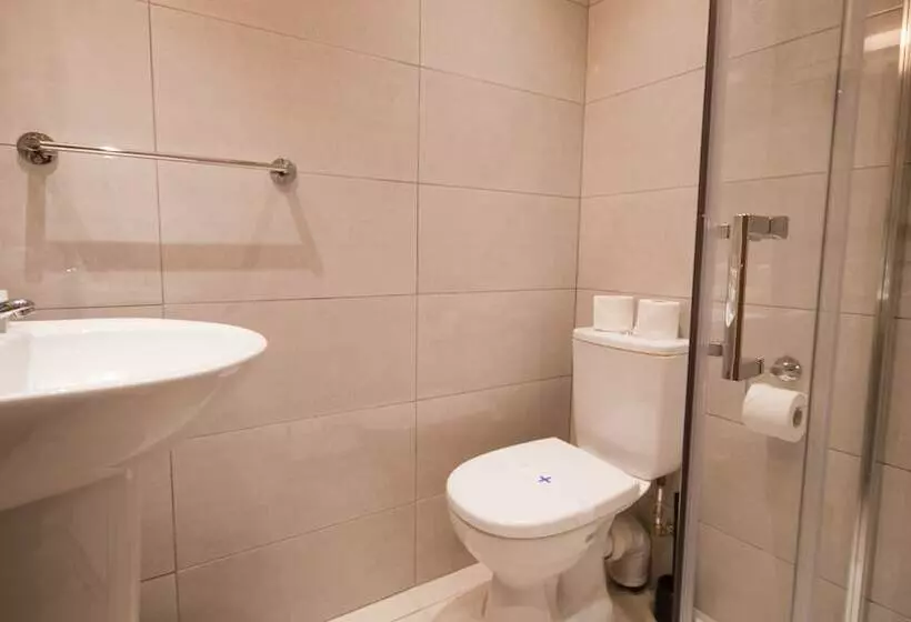 酒店 St George By Nina