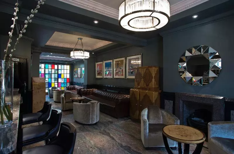 هتل The California