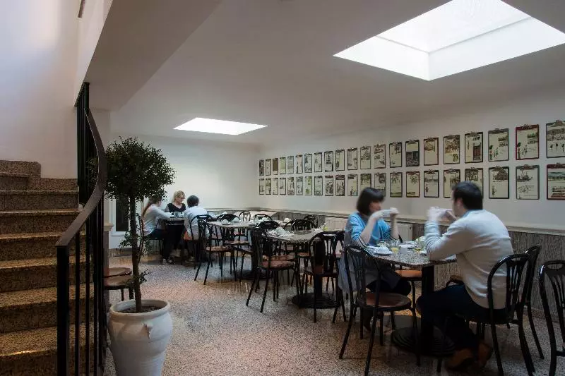 هتل The California