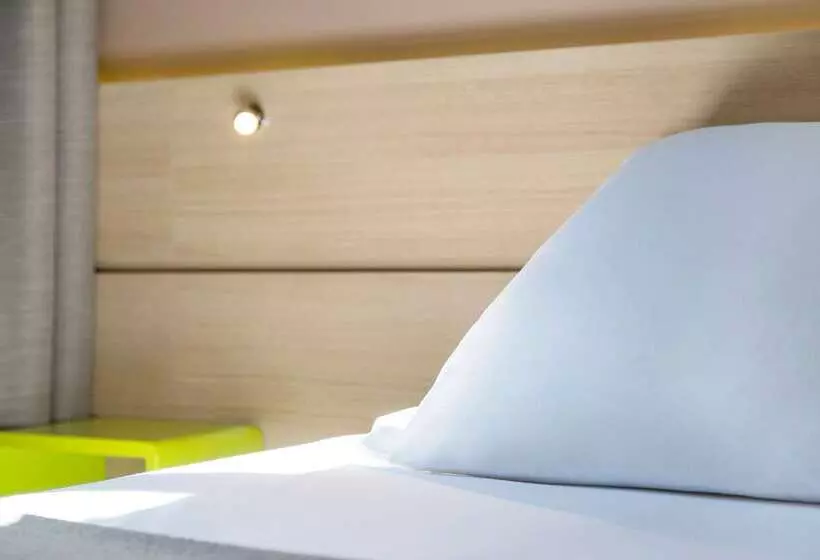 בית מלון כפרי Du Château Dinan Originals Boutique