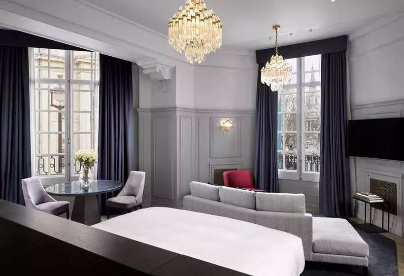 هتل The Trafalgar St. James London, Curio Collection By Hilton
