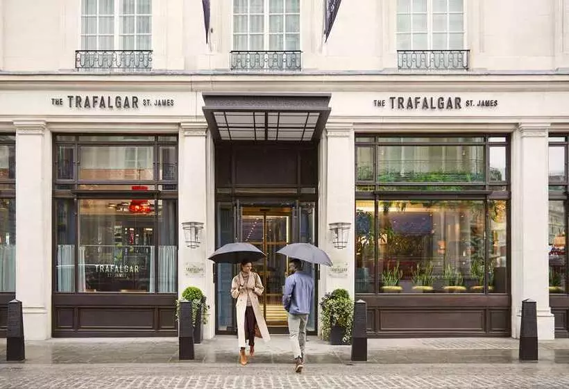 هتل The Trafalgar St. James London, Curio Collection By Hilton