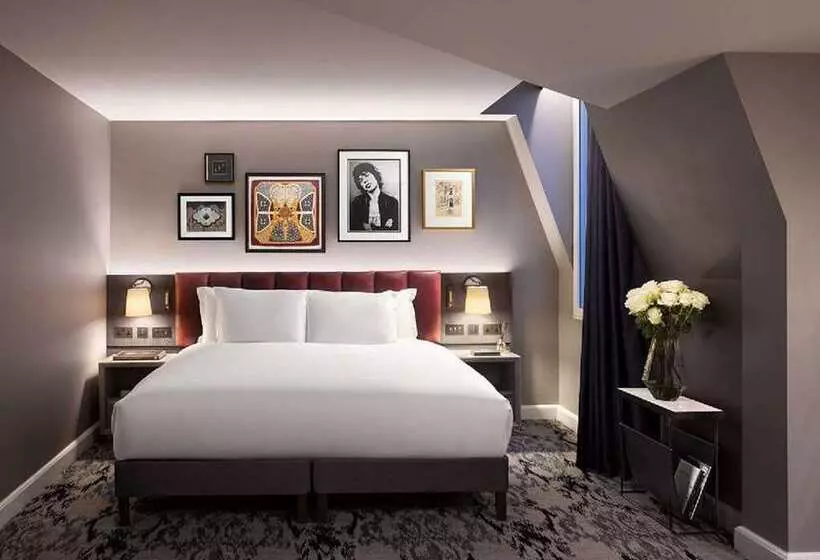 هتل The Trafalgar St. James London, Curio Collection By Hilton