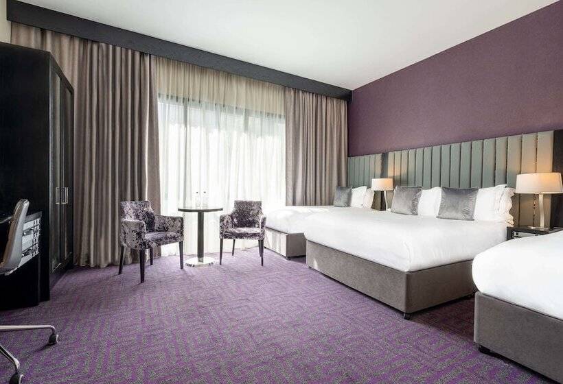 هتل The Trinity City