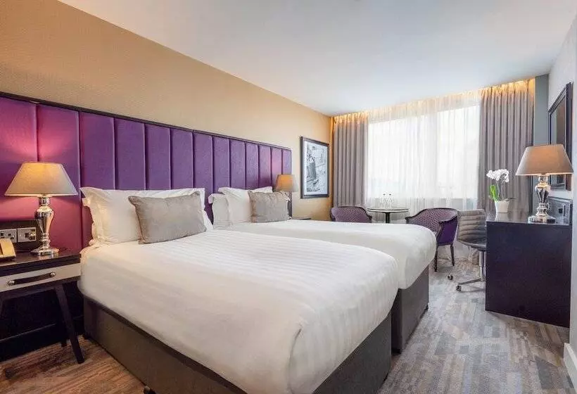 호텔 The Trinity City