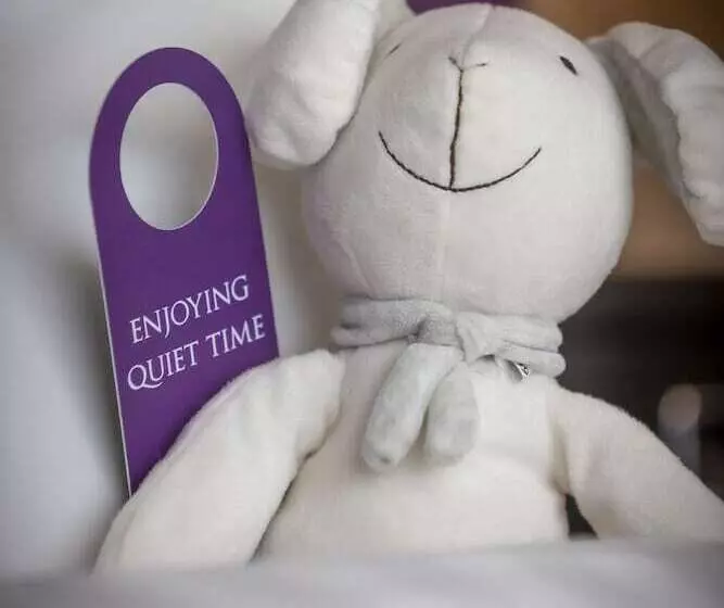 호텔 The Trinity City