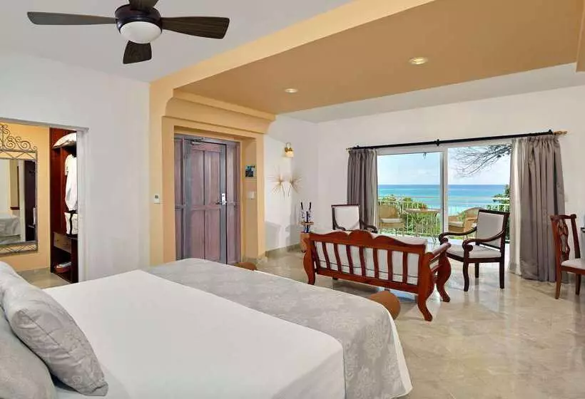 Paradisus Rio de Oro Resort & Spa