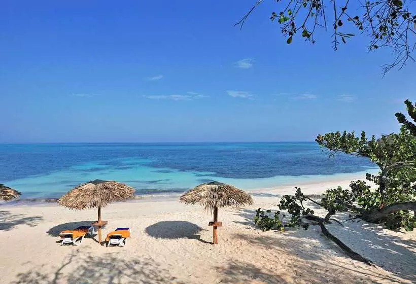 Paradisus Rio de Oro Resort & Spa