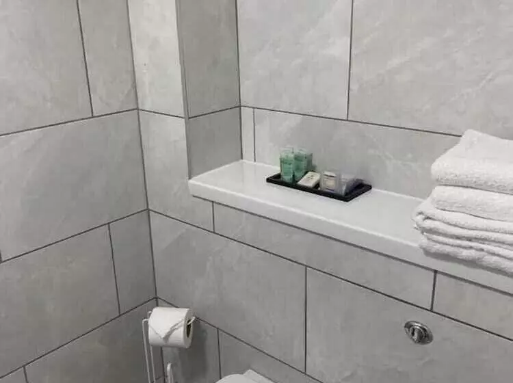 Sorrento Hotel & Restaurant