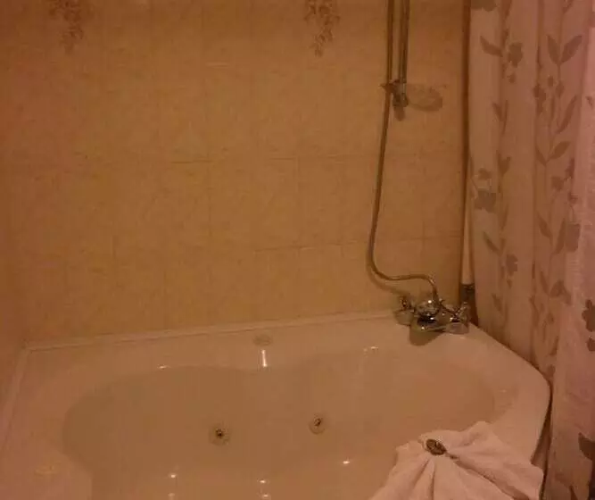 Sorrento Hotel & Restaurant