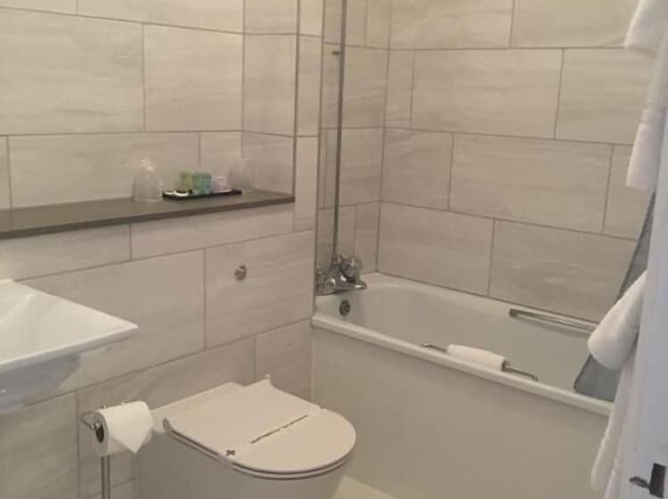 Sorrento Hotel & Restaurant