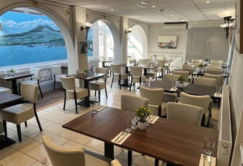 Sorrento Hotel & Restaurant