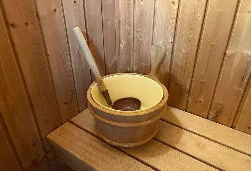 Sorrento Hotel & Restaurant