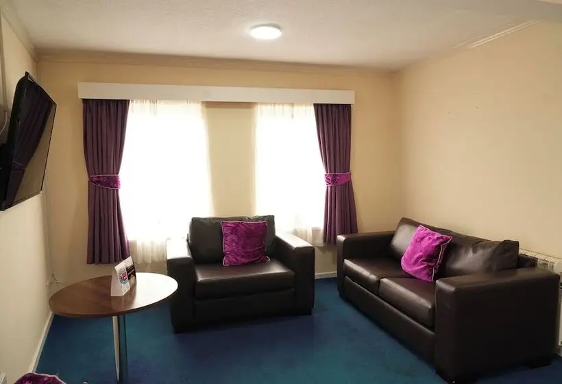 The Continental Hotel, Derby