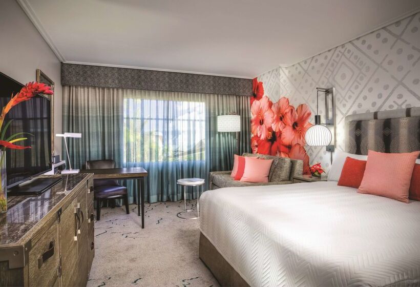 Universal's Loews Royal Pacific Resort