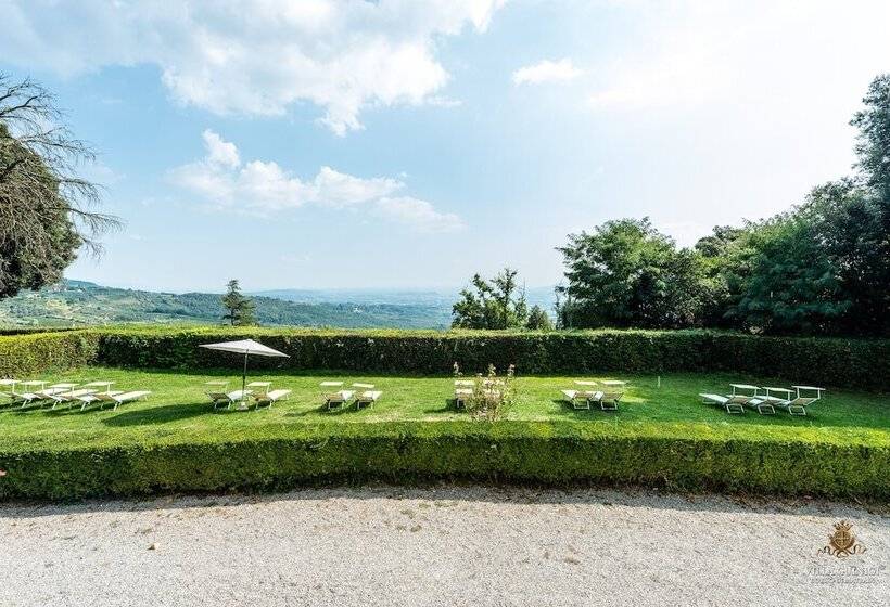 Tenuta Guinigi Antico Borgo Di Matraia   Exclusive Holidays Apartments & Pool