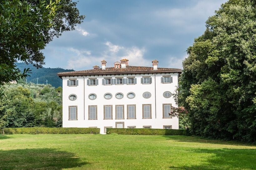 Tenuta Guinigi Antico Borgo Di Matraia   Exclusive Holidays Apartments & Pool