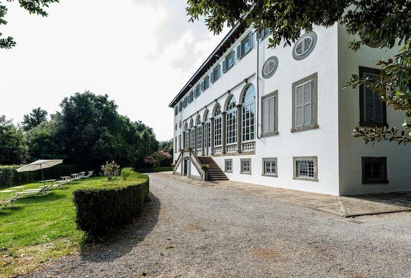 Tenuta Guinigi Antico Borgo Di Matraia   Exclusive Holidays Apartments & Pool