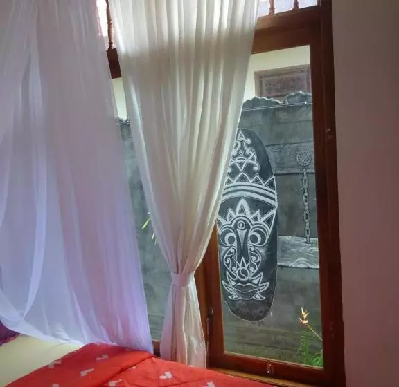 تختخواب و صبحانه Murnis Bungalow