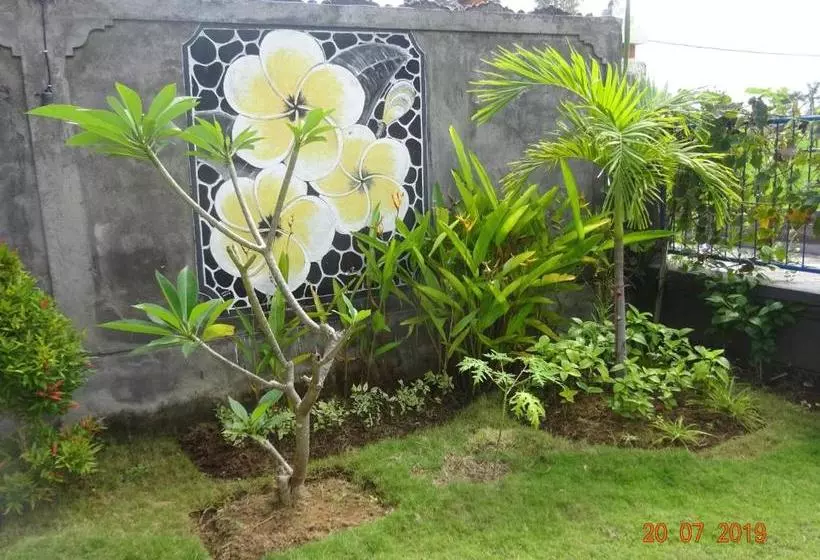 تختخواب و صبحانه Murnis Bungalow