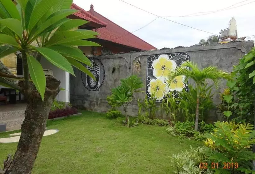 تختخواب و صبحانه Murnis Bungalow