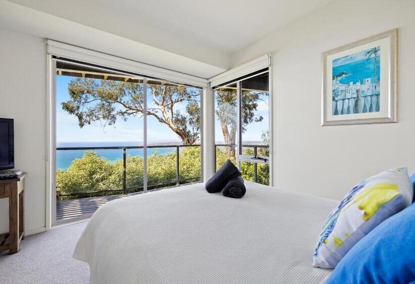 Dream Views At Arthurs Seat B & B