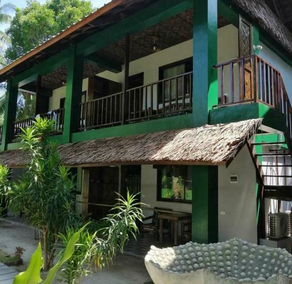 Eddie S Beach Resort Siargao