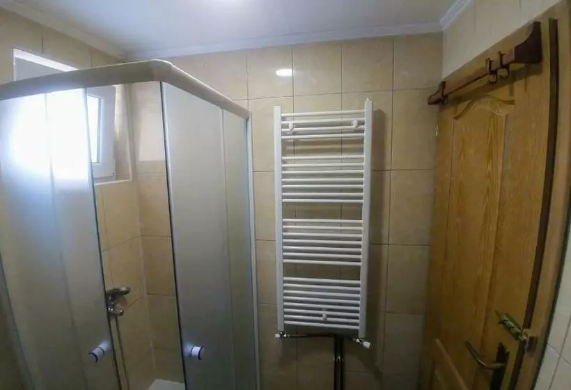 Hostel Srebrenica