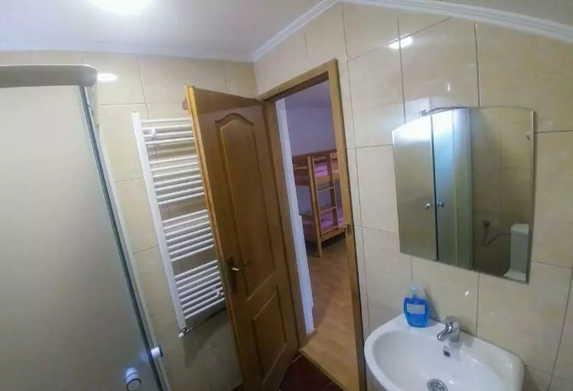 Hostel Srebrenica