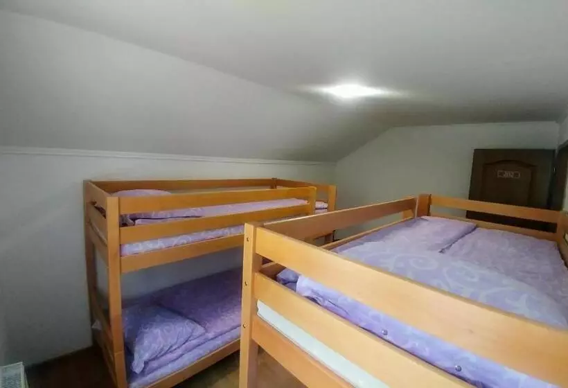 Hostel Srebrenica
