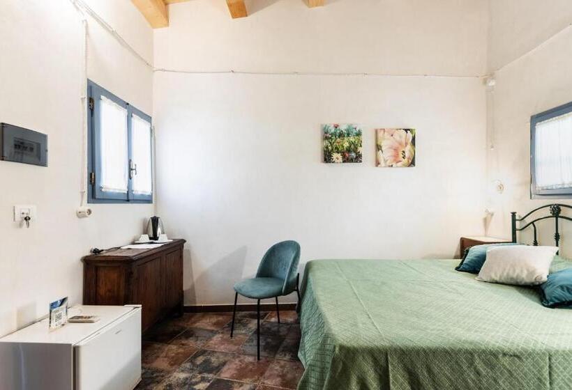 Отель Agriturismo Val Di Noto