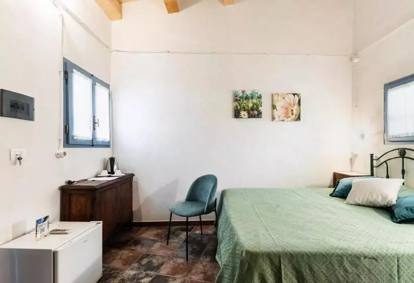 ホテル Agriturismo Val Di Noto