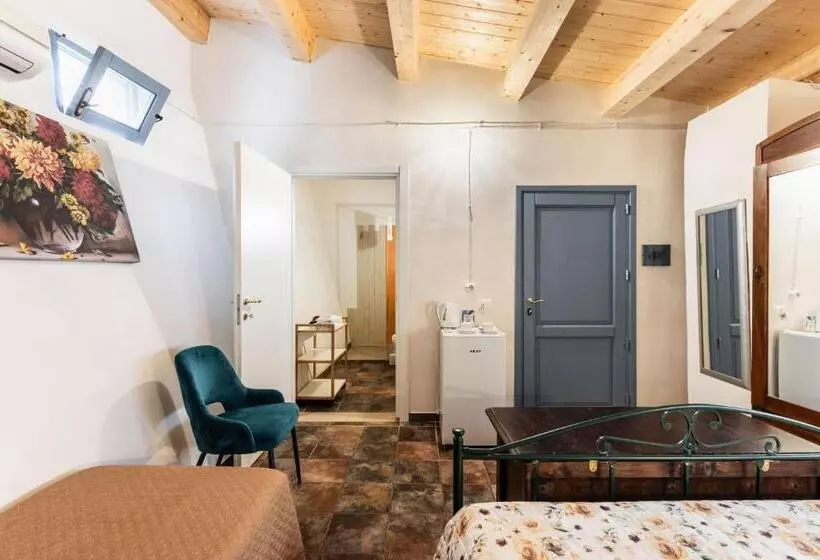 ホテル Agriturismo Val Di Noto