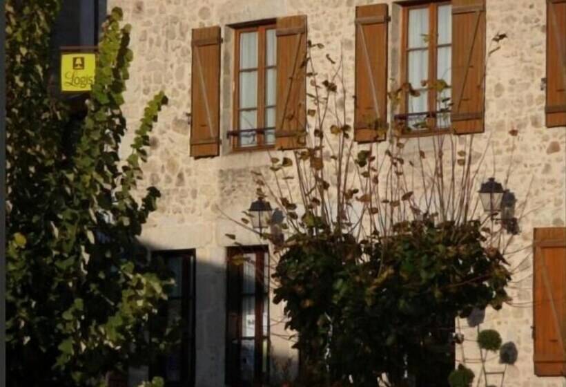 בית מלון כפרי Auberge La Source   Logis Hôtels