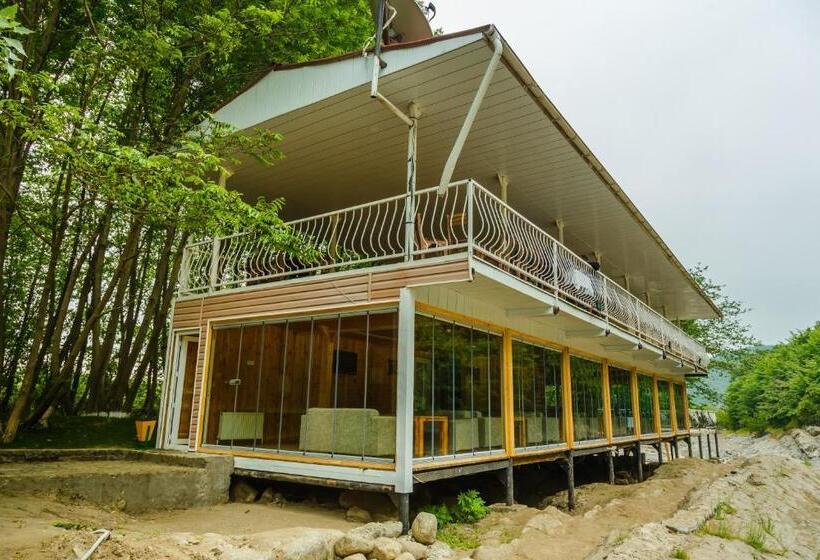 هتل Basharu Resort