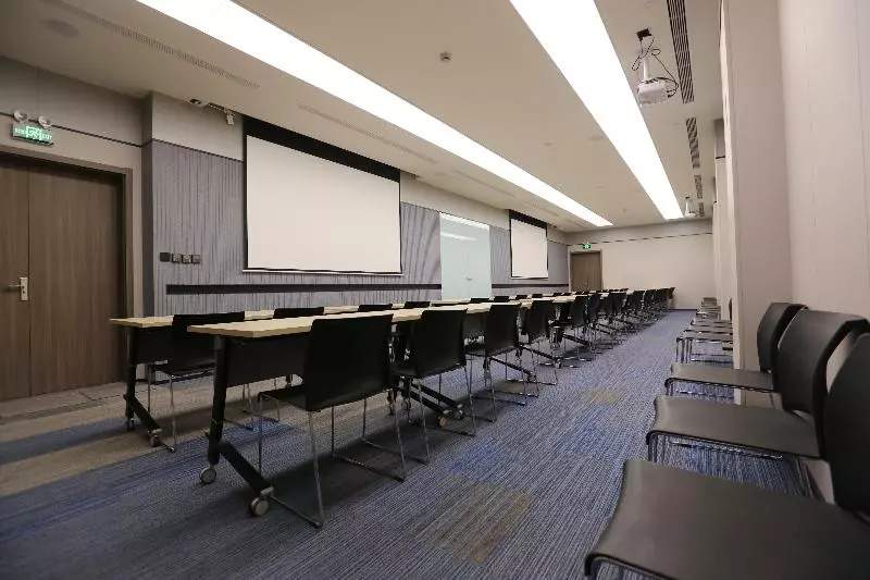 هتل Hanting Express Jinzhou West Railway Station