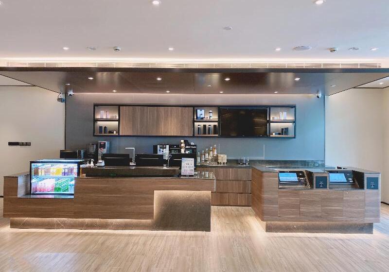 Hotel Hanting Express Jinzhou West Railway Station