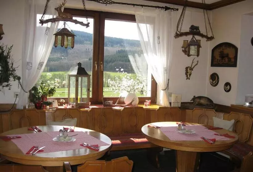 Hotelli Jagdhaus Weber