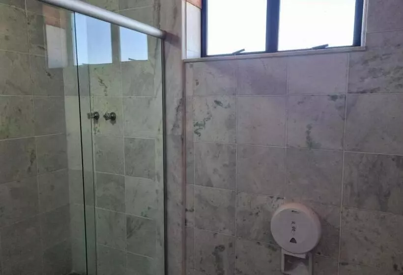 Hotelli Lucape Palace