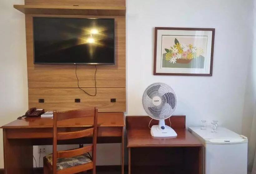 Hotelli Lucape Palace