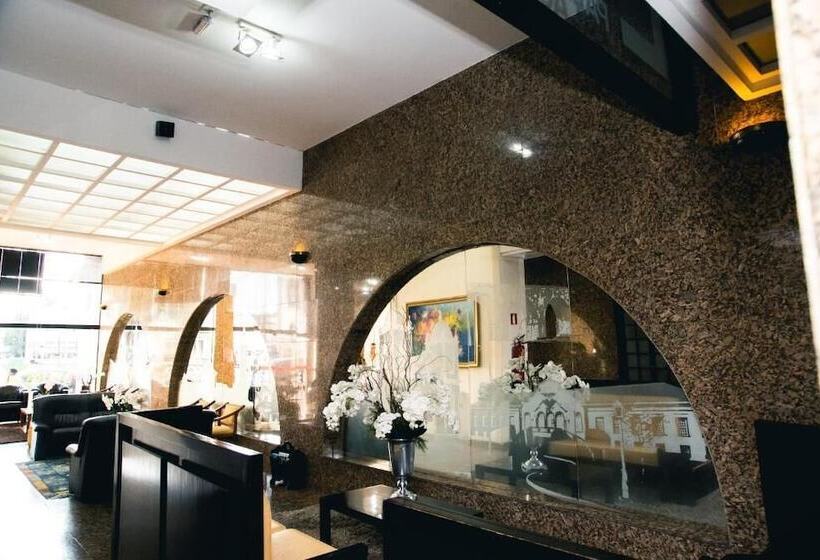 هتل Lucape Palace