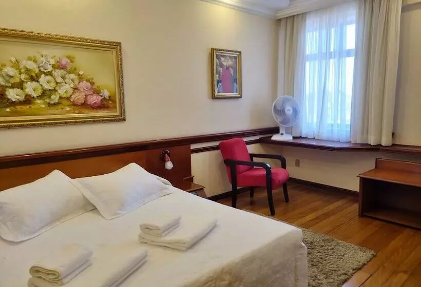 Hotelli Lucape Palace