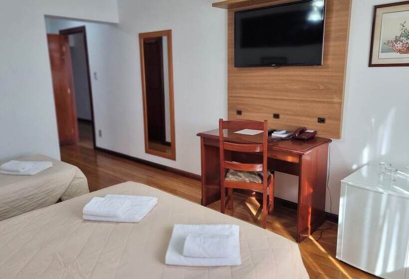 هتل Lucape Palace