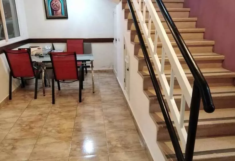 هتل Samana Spring