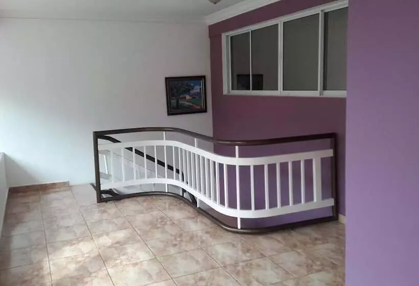 هتل Samana Spring