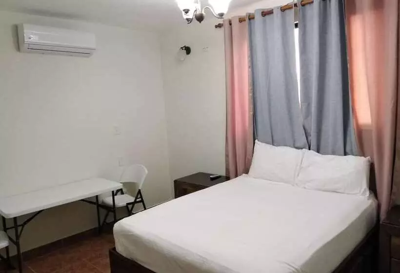 هتل Samana Spring