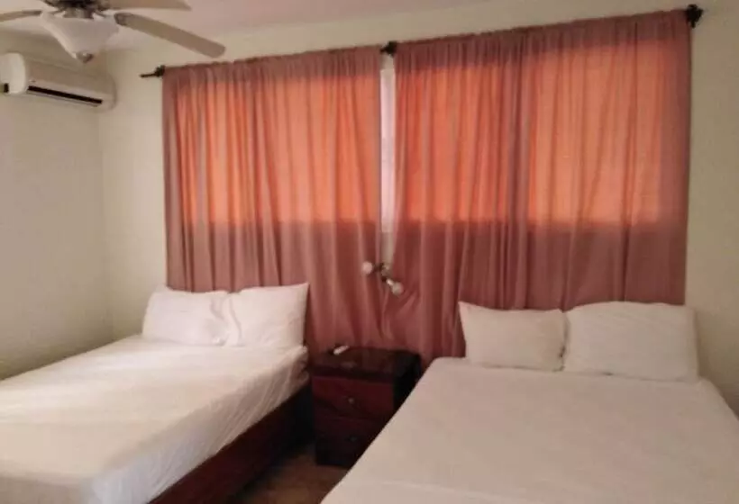 هتل Samana Spring