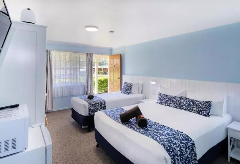 Koorawatha Homestead Motel