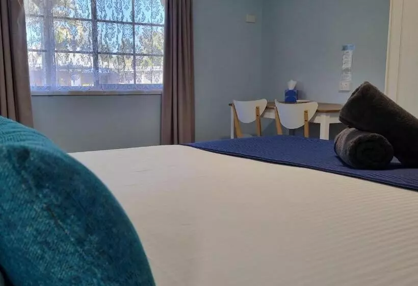 Koorawatha Homestead Motel