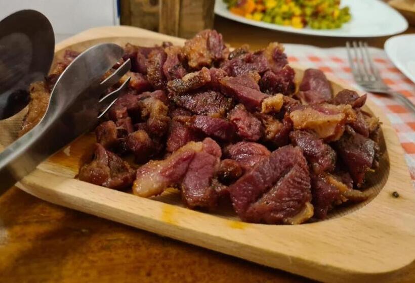 Pensiunea Ursul Carcotas